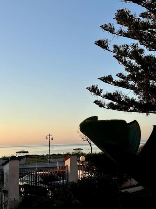 Le Dimore Di Maria Manfredonia Exteriör bild